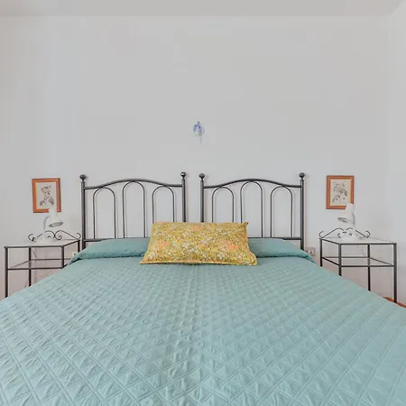 Capoliveri: Lorena 4 * Каполивери